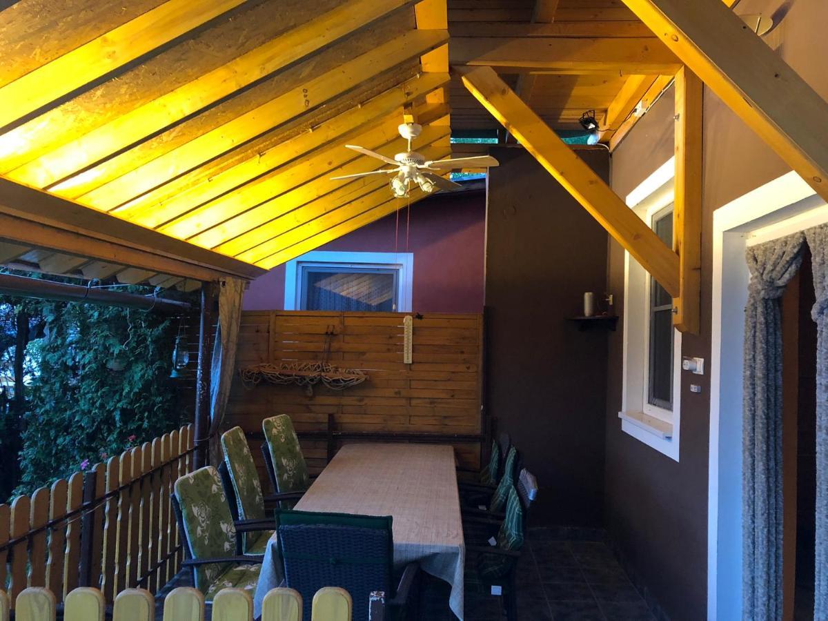 Hero 4 Sterne Ferienhaus Baja Esterno foto